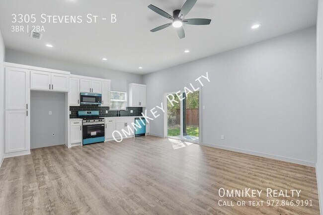 Building Photo - 3305 Stevens St