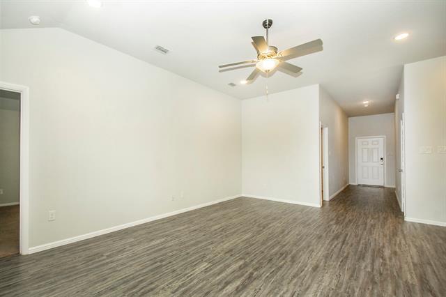 Building Photo - 8840 Landergin Mesa Dr