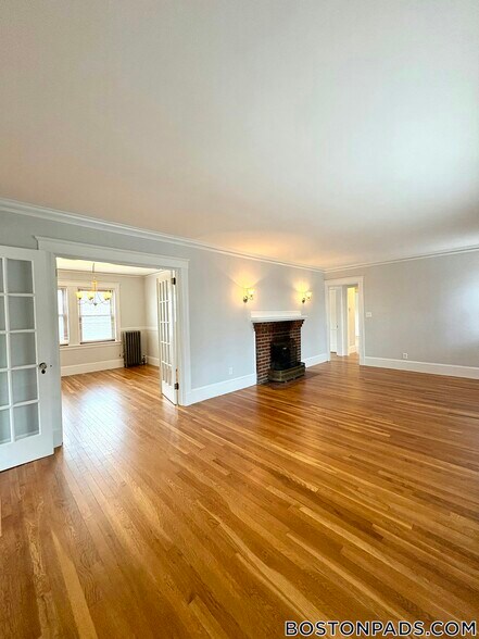 Building Photo - 15 Edgecliff Rd