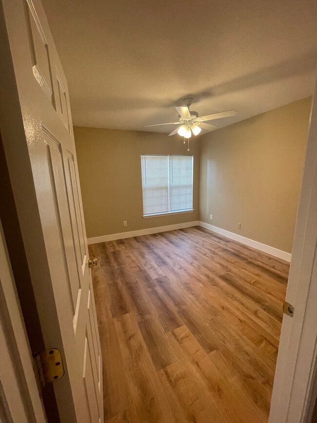 Bedroom - 897 Fording Island Rd