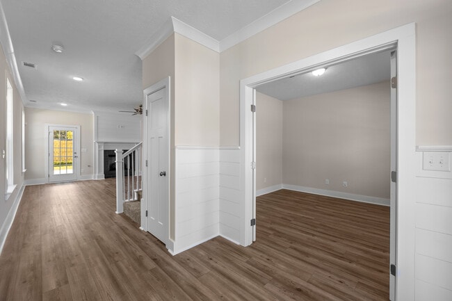 Building Photo - 721 Ronaldsay Rd