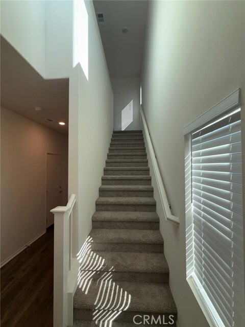 Building Photo - 14180 Astra St