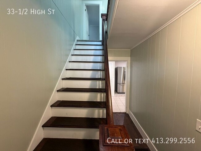 Building Photo - 33-1/2 High St-