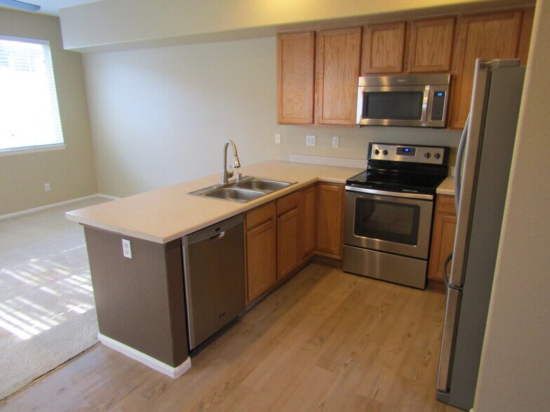 Building Photo - 2139 Coronado Parkway North