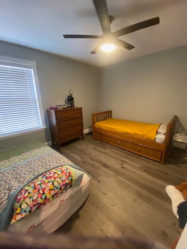 Building Photo - Loudon 37774 - 3 bedroom, 2.5 bath home - ...