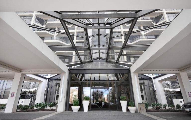 Building Photo - 1530 Key Blvd