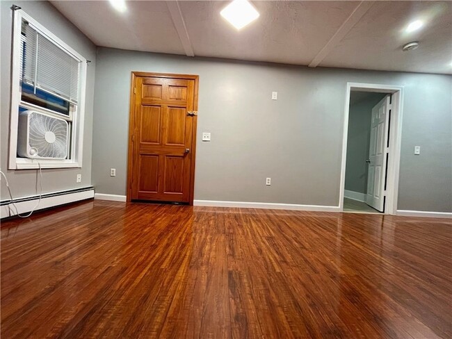 Building Photo - 36 Highland St