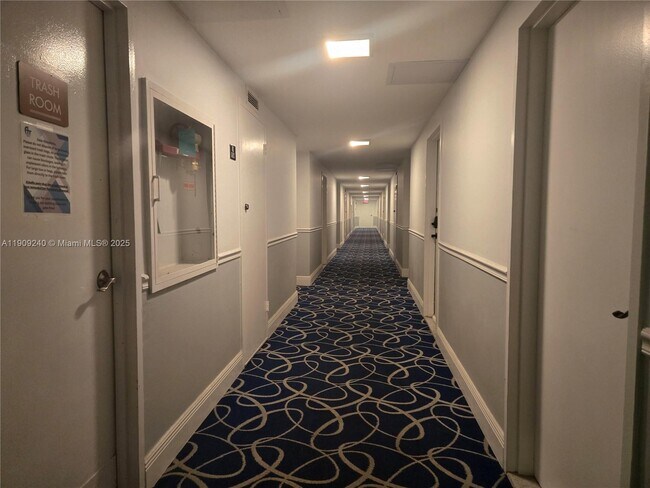 Building Photo - 1600 S Ocean Dr