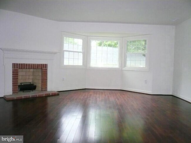 Building Photo - 1364 Dolley Madison Blvd