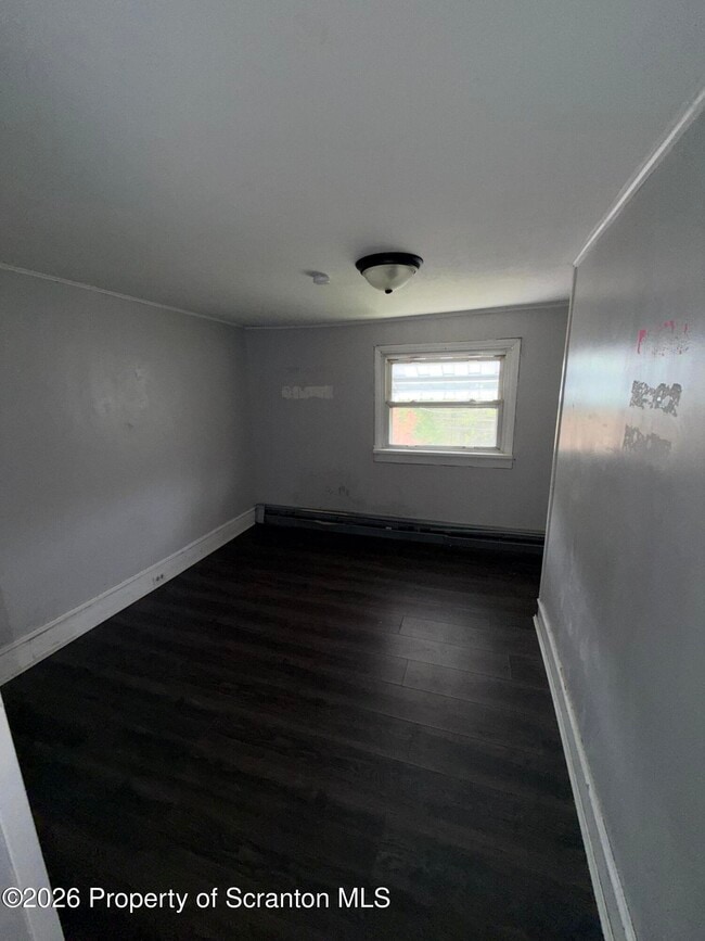 Building Photo - 409 Alden Mountain Rd