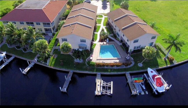 Building Photo - 3335 Purple Martin Dr