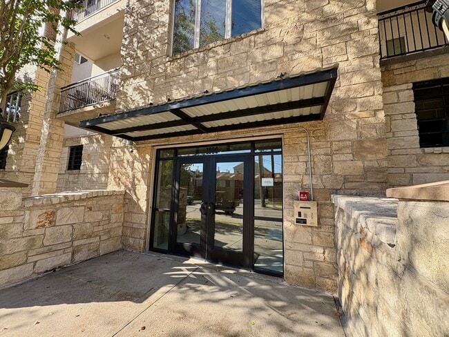 Building Photo - 1900 Genesee St