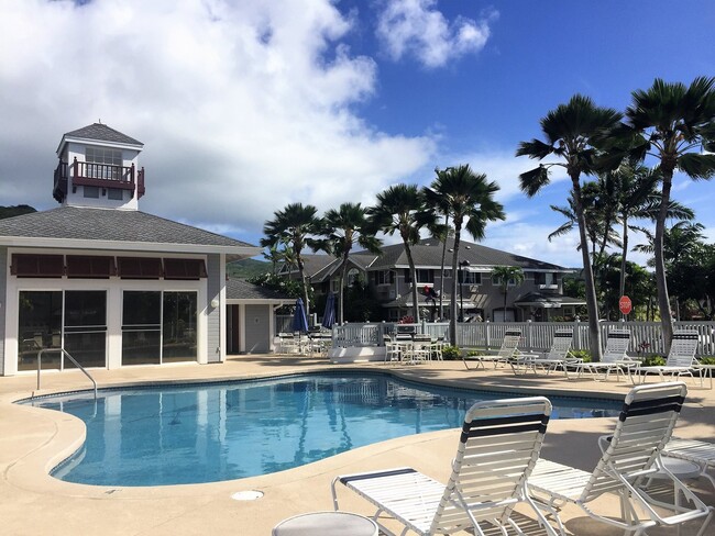 Building Photo - Lalea at Hawaii Kai - Move in Ready One Bedroom, One Bath, Two Parking