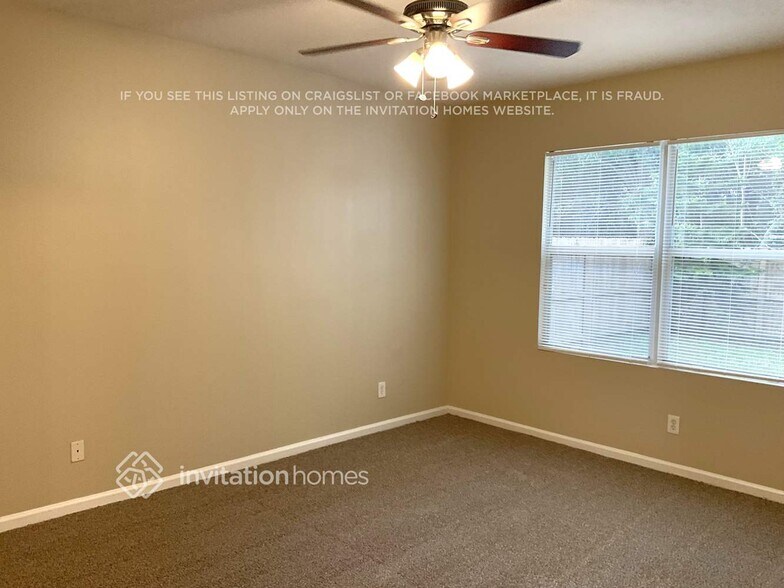 Building Photo - 3817 Mt Carmel Ln