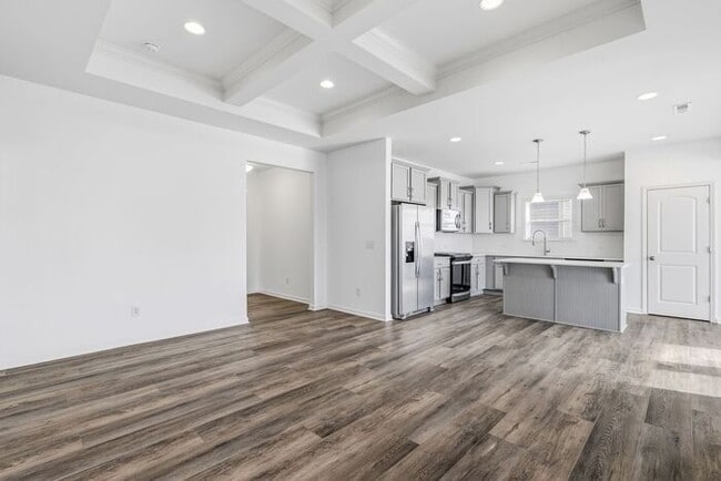 Building Photo - Experience Luxury Living in Reedy Fork