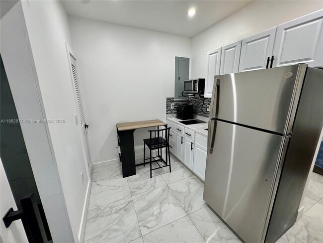 Building Photo - 1309 NW 55th Terrace
