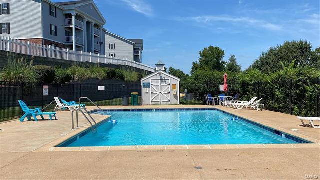 Building Photo - 1202 Creve Coeur Crossing Ln