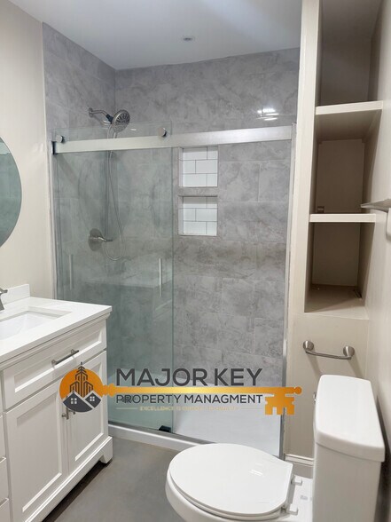 Building Photo - 4178 Suzanne Ln