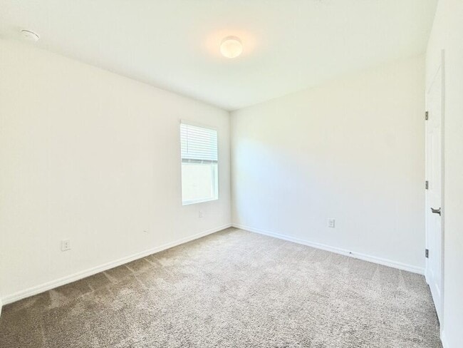 Building Photo - 3422 Cancun Ct