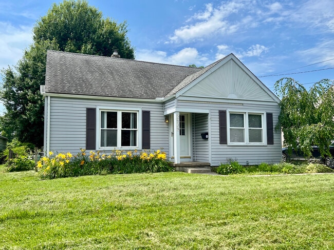 Primary Photo - 5639 Glasgow Rd