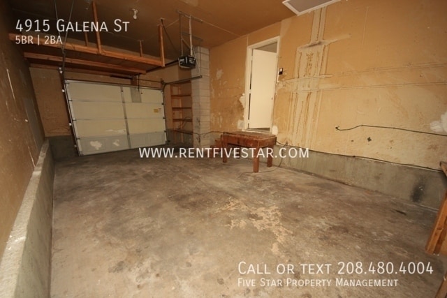 Building Photo - 4915 Galena Ave