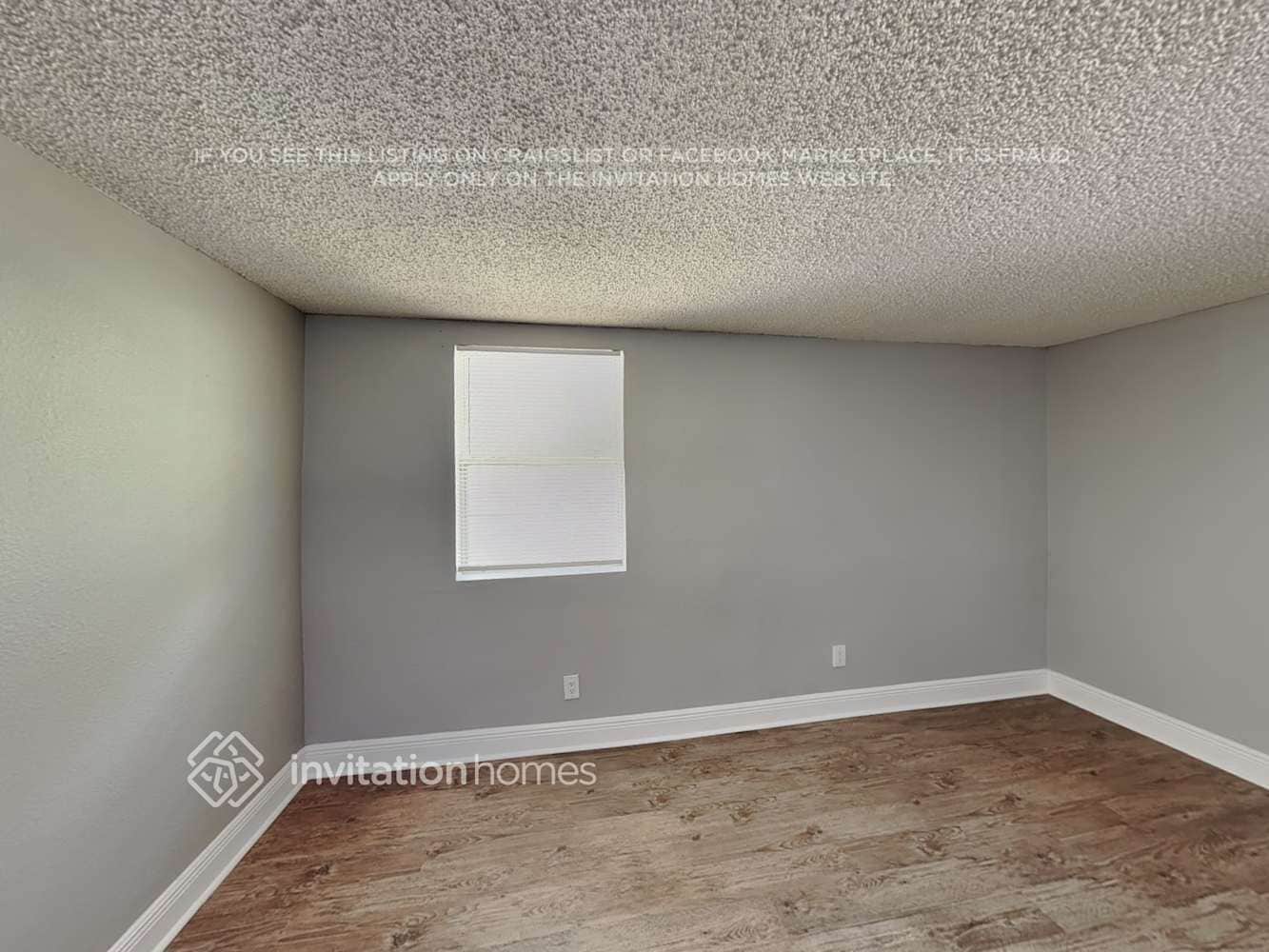Building Photo - 302 Iowa Woods Cir W