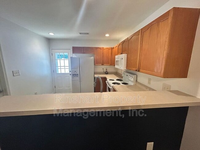 Building Photo - 409 Lexie Ln
