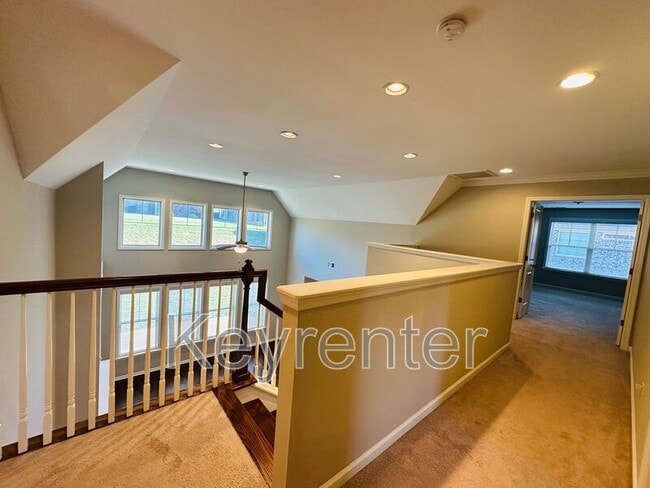 Building Photo - 12183 Inglecrest Ln