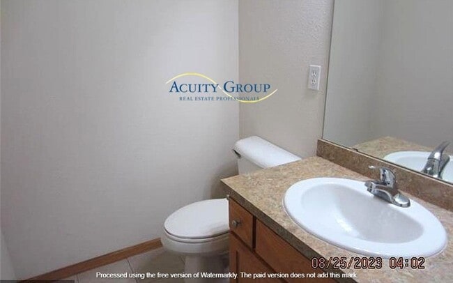 Building Photo - 2BR, 3BA Townhome for Rent
