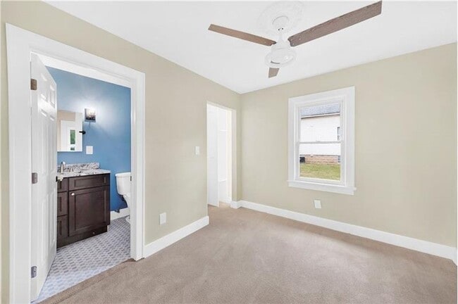 Building Photo - 2332 Cooledge Ave