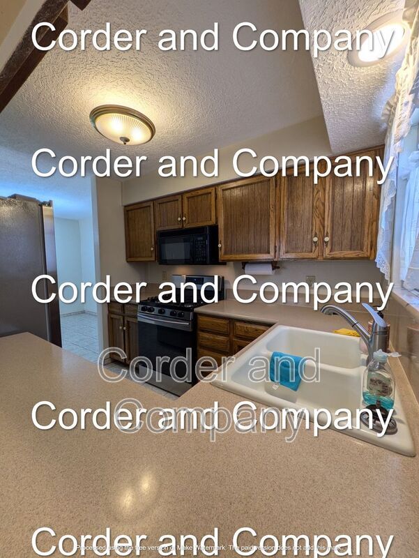 Building Photo - 8804 San Francisco Rd NE