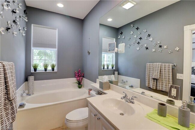 Building Photo - Furnished 3-Bedroom Single Family Home with Pool and Community Amenities – Short-Term Rental.