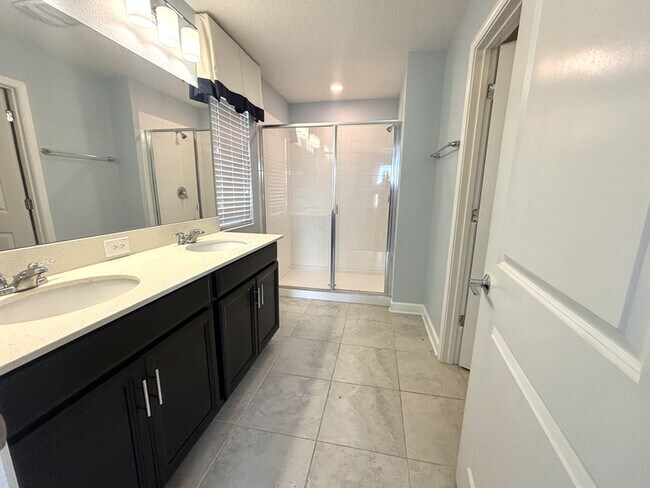 Building Photo - 15518 Water Spring Blvd