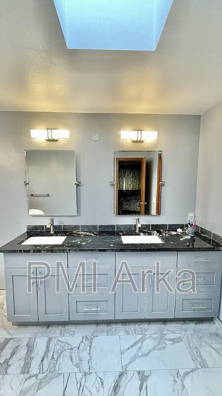 Building Photo - 3709 248th Ave SE