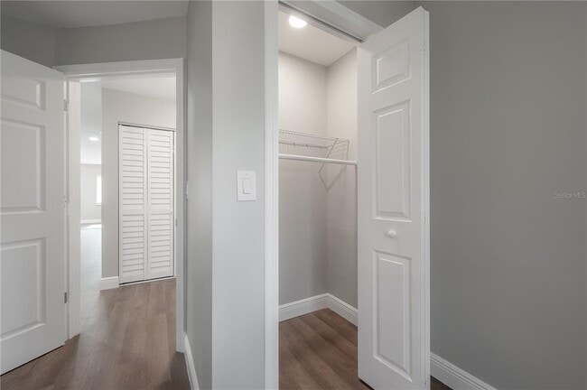 Building Photo - 6901 S Fitzgerald St