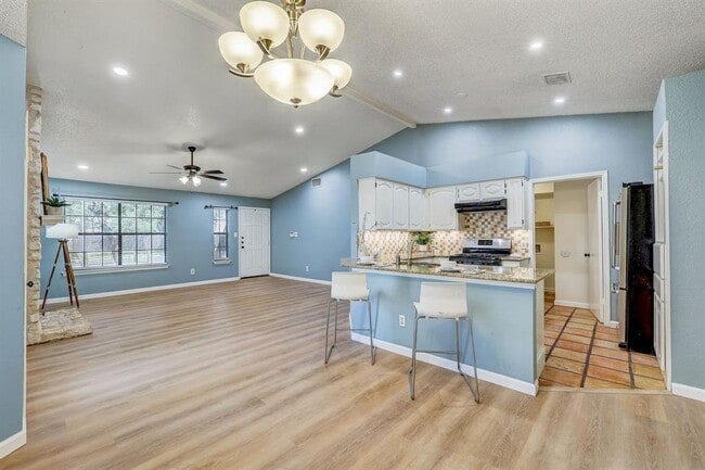 Building Photo - 13006 Moorcroft Ln