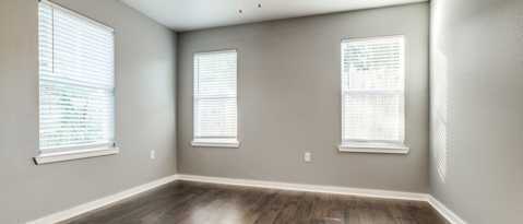 Building Photo - 1212 Hamblen St