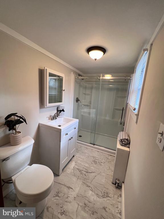 Building Photo - 629 White Horse Ave