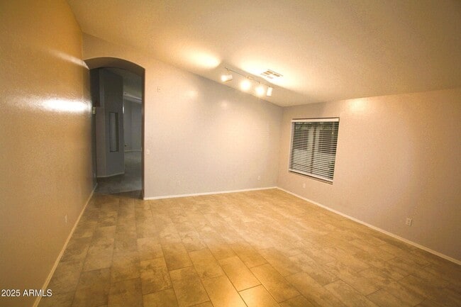 Building Photo - 14129 N 133rd Dr