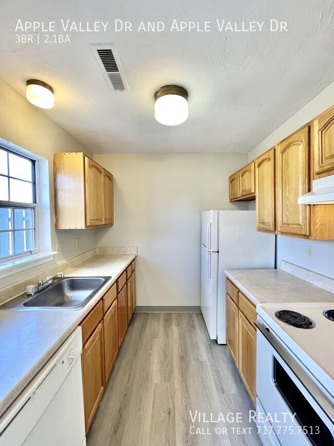 Building Photo - 1114 Apple Valley Dr