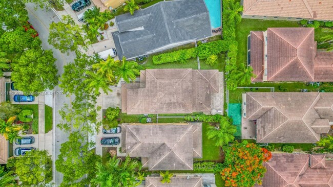 Building Photo - 1126 Golden Cane Dr