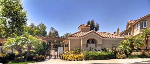Building Photo - 79 Encantado Canyon