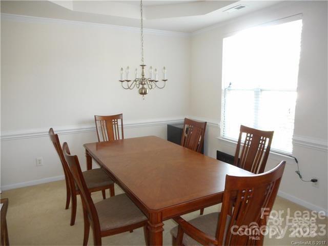 Building Photo - 5905 Cactus Valley Rd