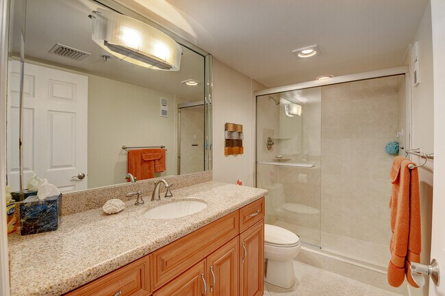 Building Photo - 4748 S Ocean Blvd