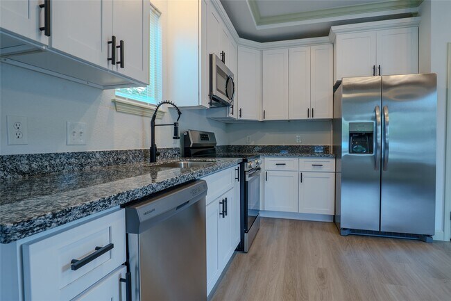 Building Photo - 21436 Punkin St