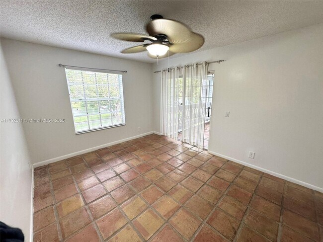 Building Photo - 10521 Mahogany Key Cir