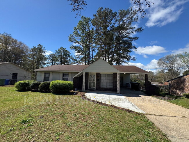 Building Photo - 6732 Playfield Dr