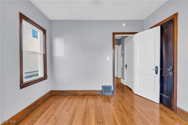 Building Photo - 2101 Elbur Ave