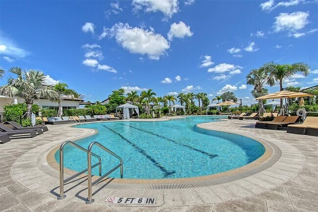 Building Photo - 17550 Crescent Moon Lp