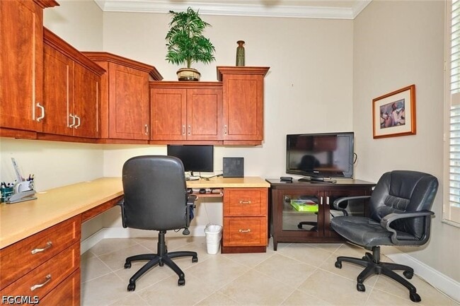Building Photo - 9240 Willowcrest Ct